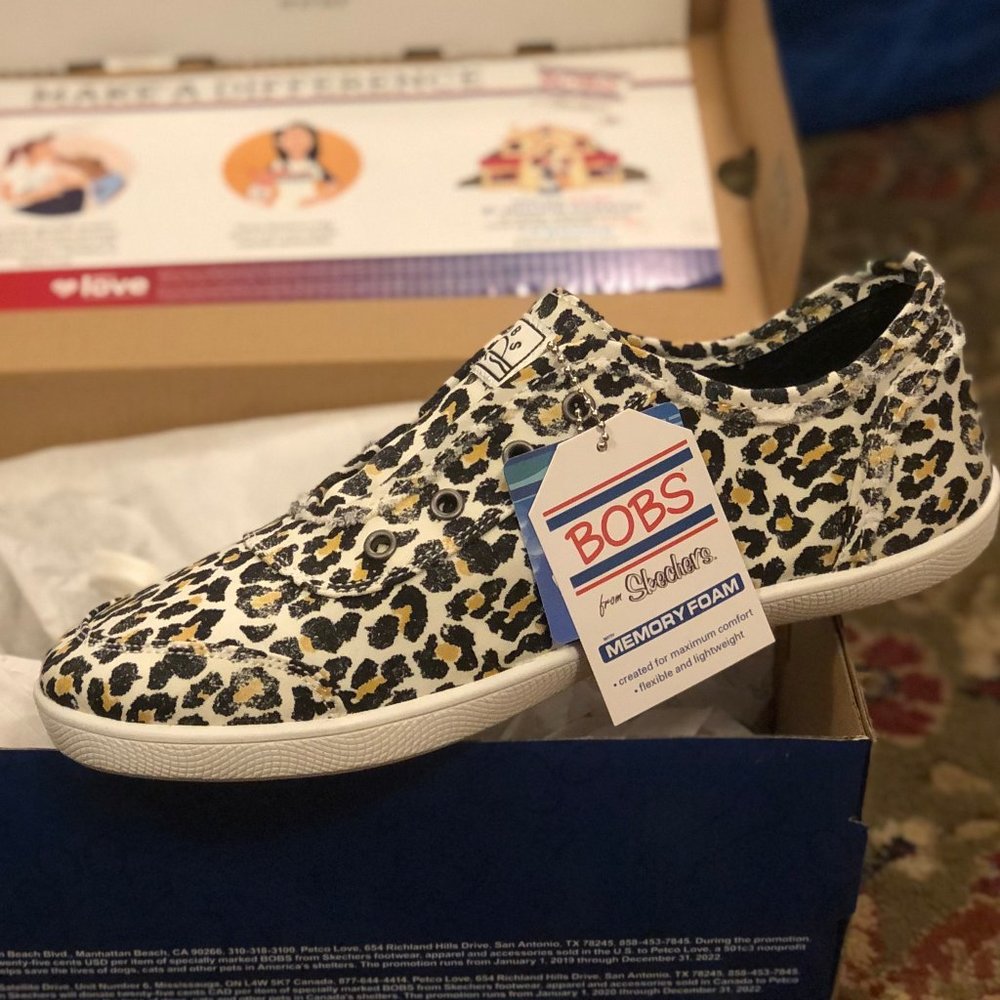 Bob's By Sketchers leopard cheetah print slip on tennis show